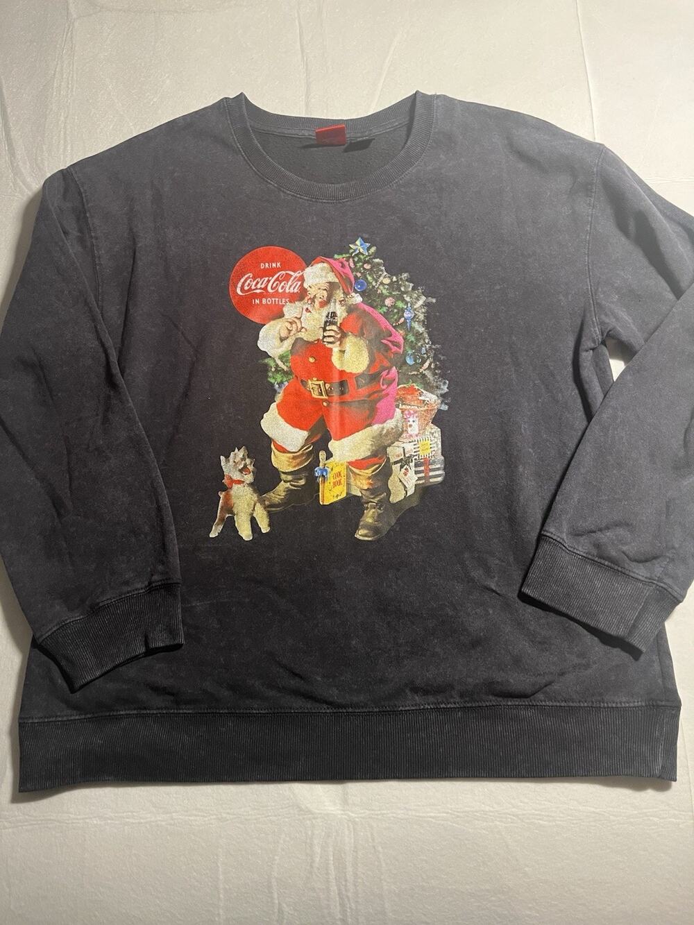 Coca Cola Santa Christmas Sweatshirt XL Black Vintage Style Coke Holiday Graphic